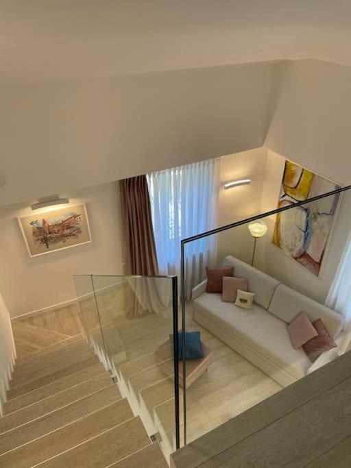 Queen Verona Luxury Apartment Exterior foto